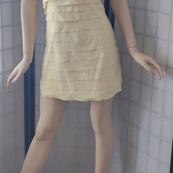 Showstopper Style BCBG Max Azria Backless Layered Halter Dress Pale Lime Sz 8 - Picture 6 of 11